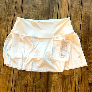 Lululemon lost in pace tennis skirt 12T NWT